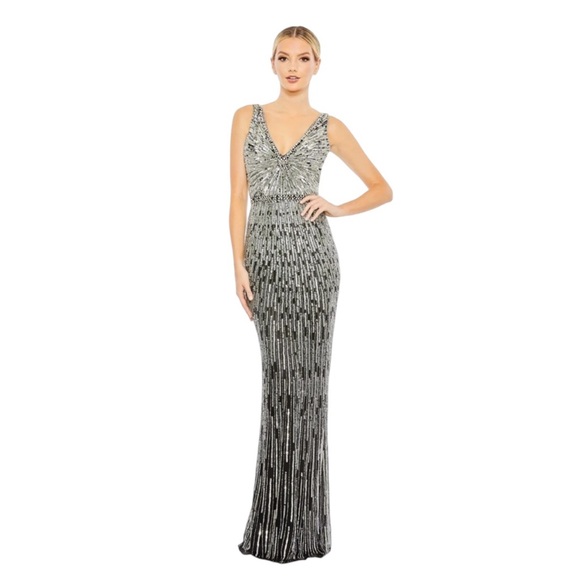 NWT Mac Duggal #5583 Sequin Sleeveless Evening Gown - Black...
